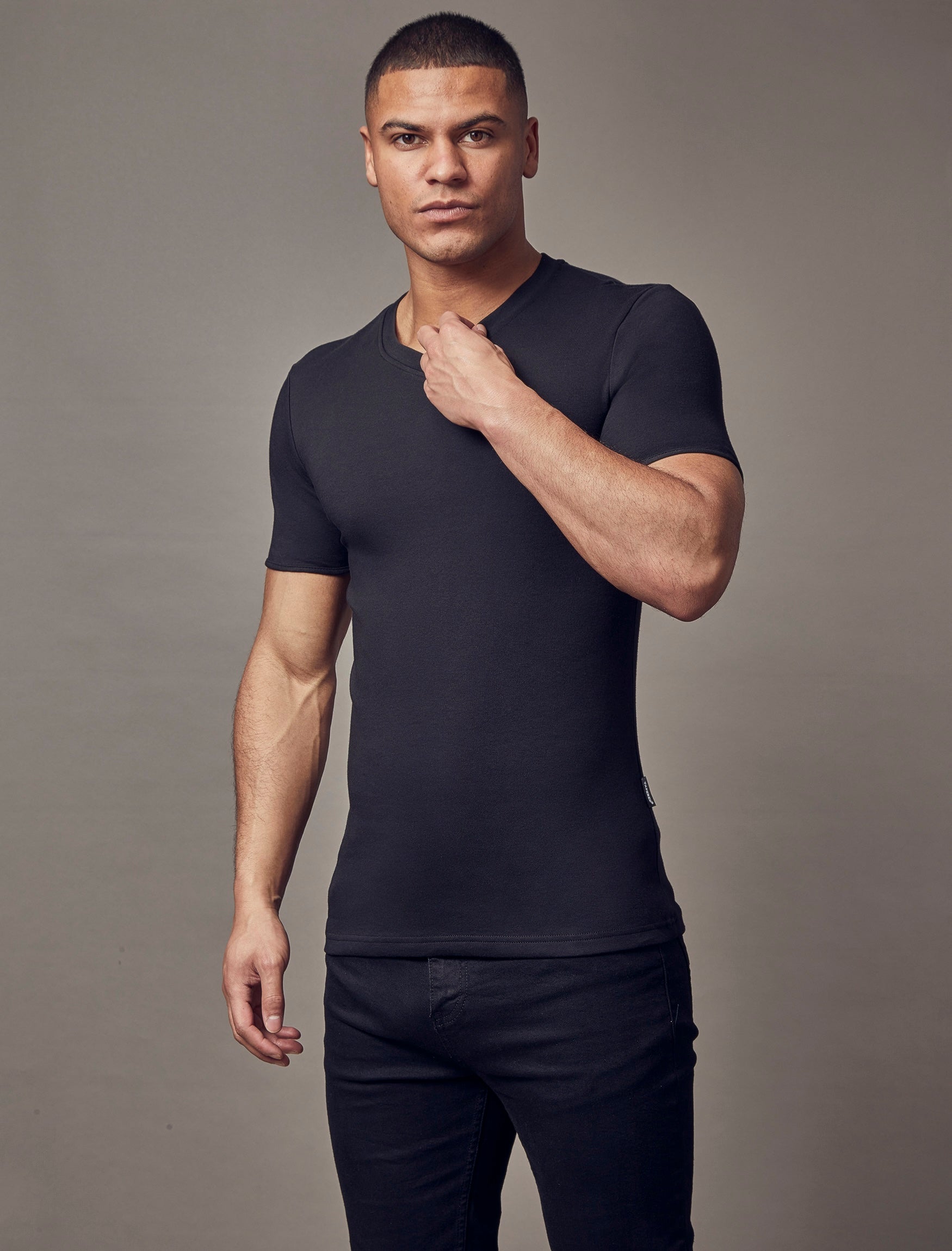 Black V Neck Vittorini Fit T-Shirt